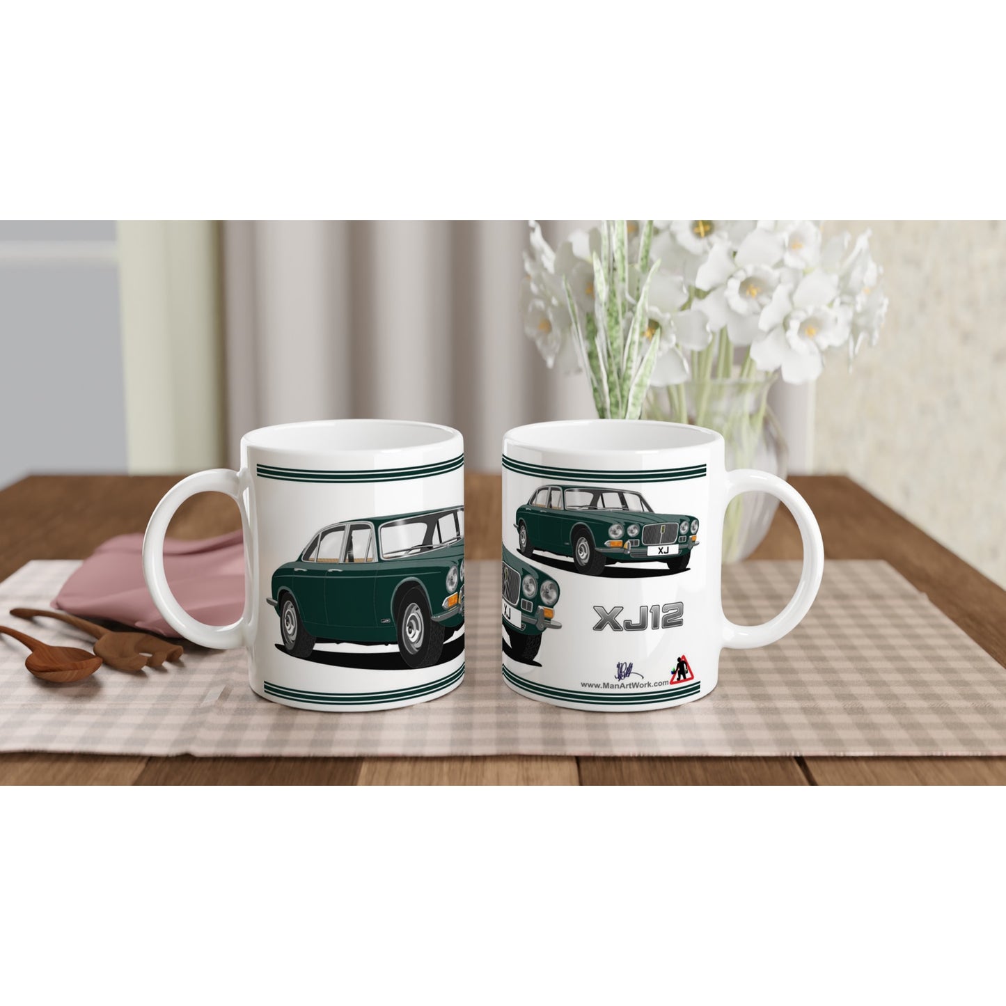Jaguar XJ12 Mk1 in Dark-Green Art Mug